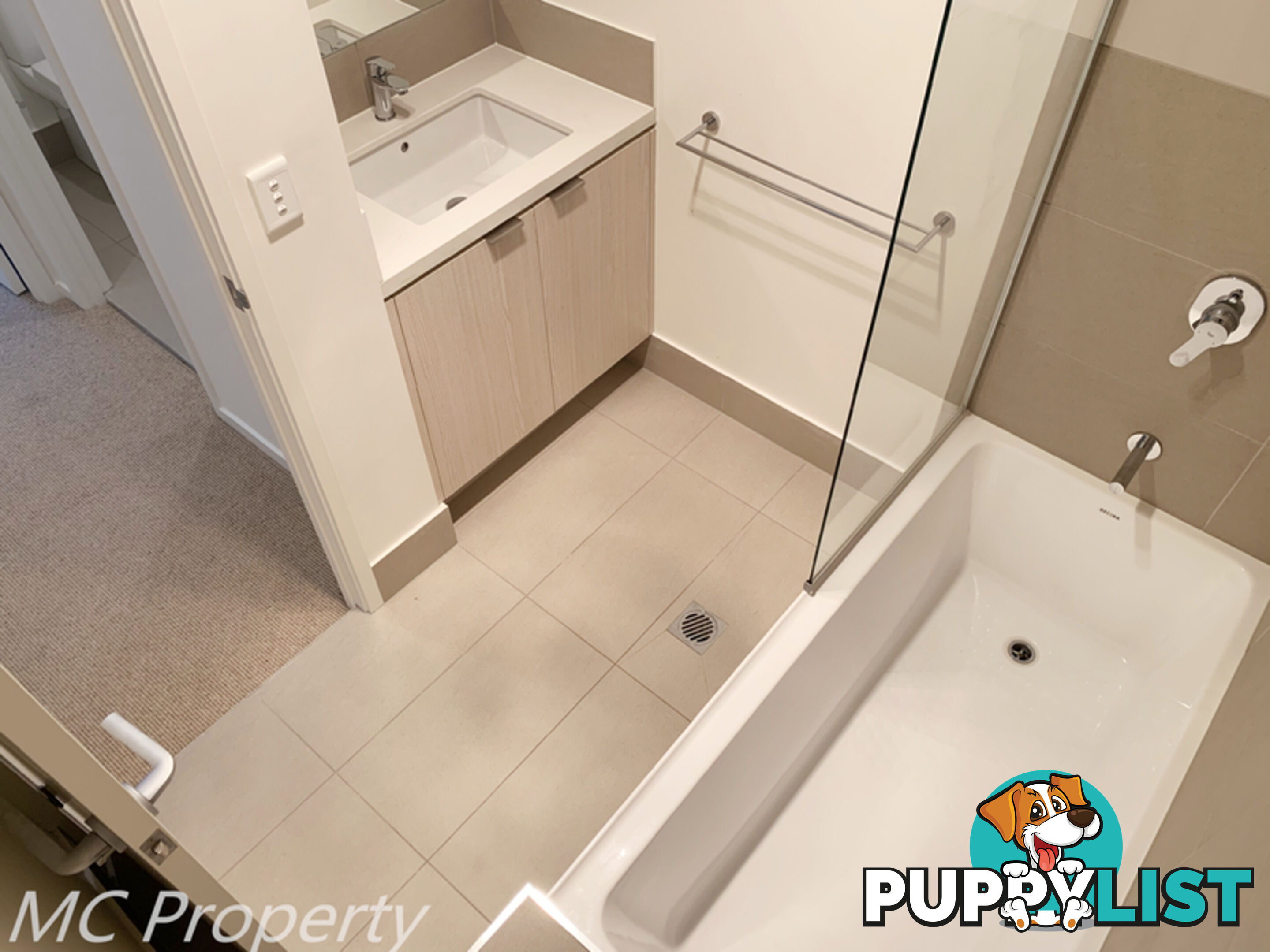 16 3031 The Boulevard (The Residences) CARRARA QLD 4211