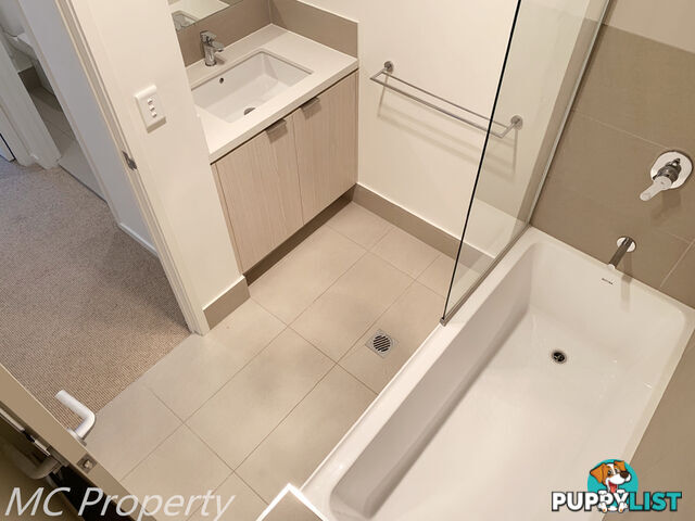 16 3031 The Boulevard (The Residences) CARRARA QLD 4211