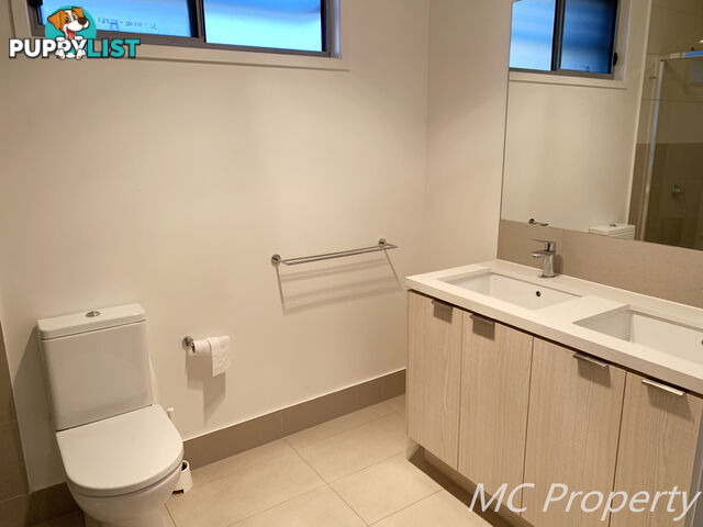 16 3031 The Boulevard (The Residences) CARRARA QLD 4211
