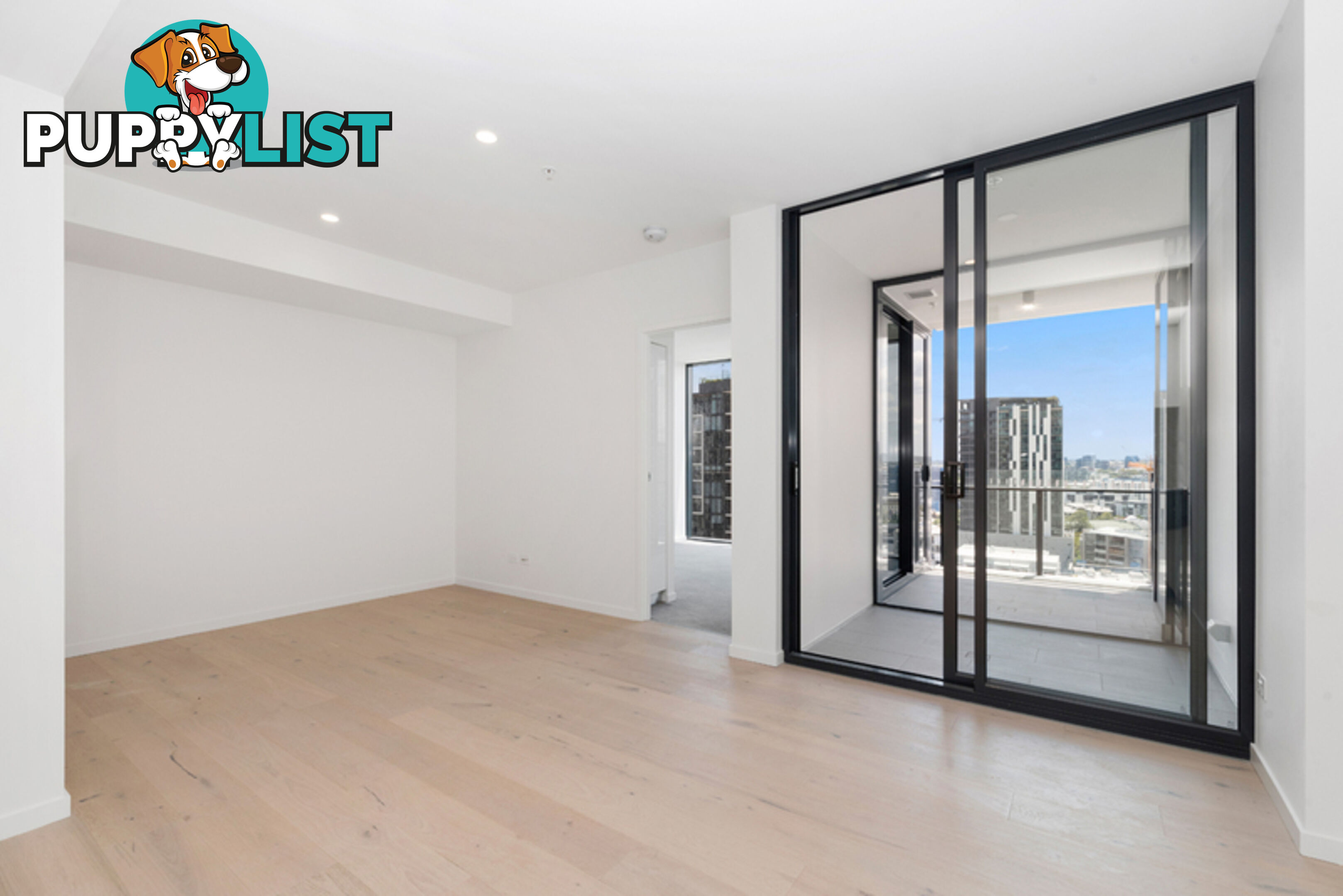 EVE 807 28 Merivale Street SOUTH BRISBANE QLD 4101