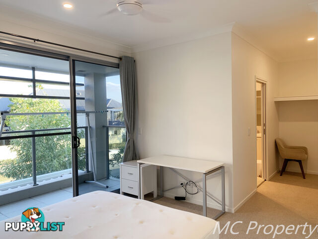 16 3031 The Boulevard CARRARA QLD 4211