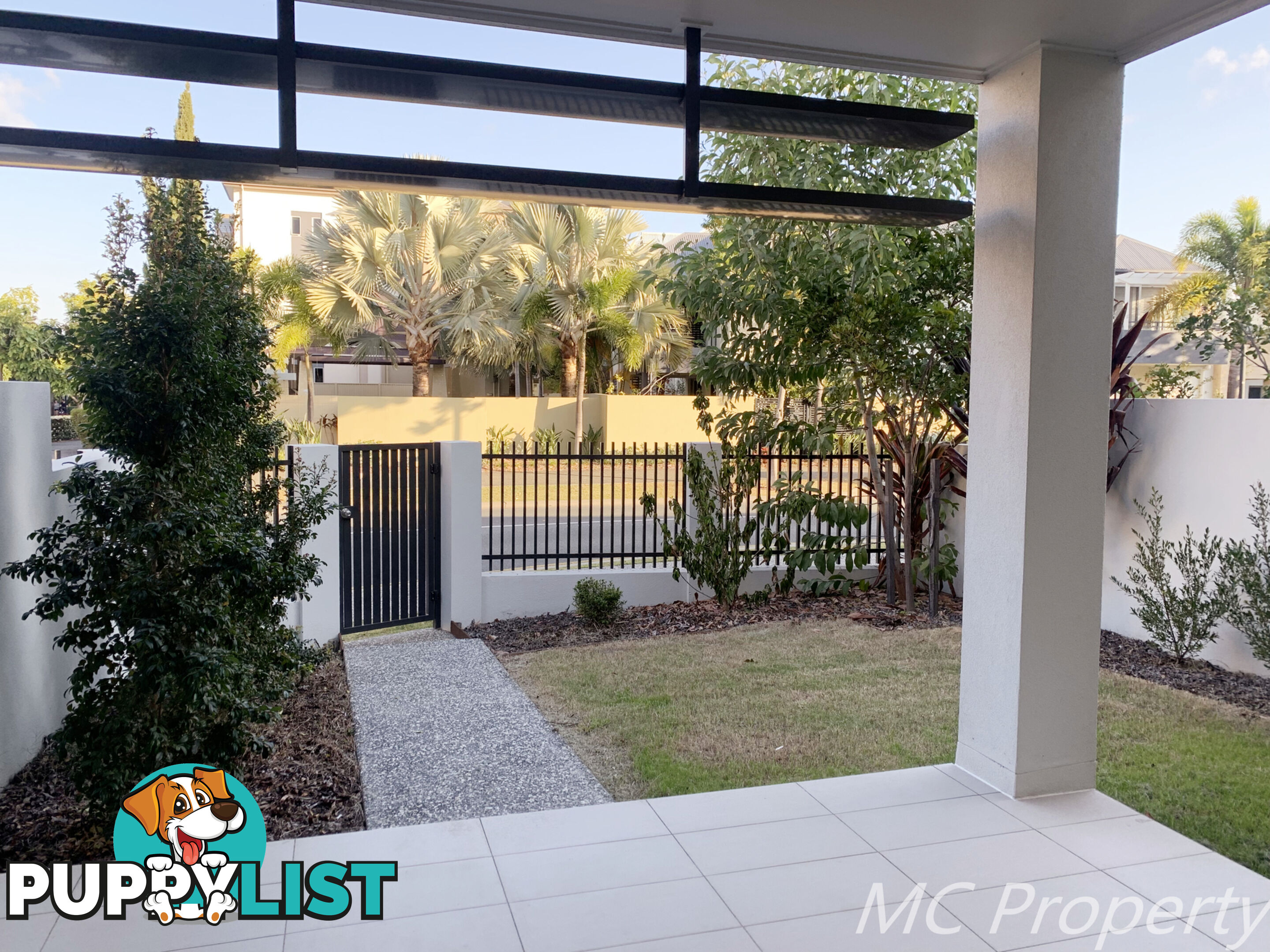 16 3031 The Boulevard CARRARA QLD 4211