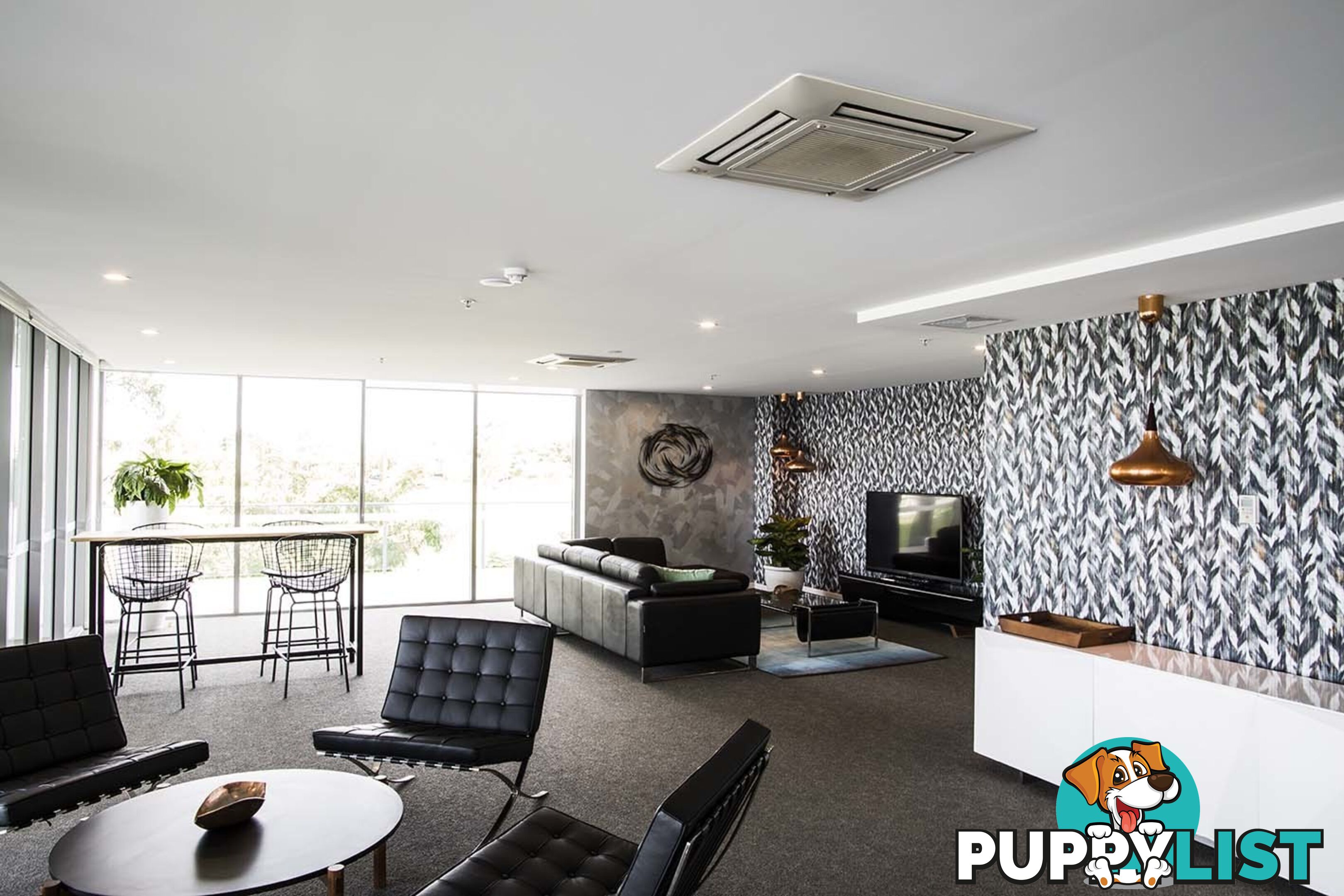 17 BATH STREET LABRADOR LABRADOR QLD 4215