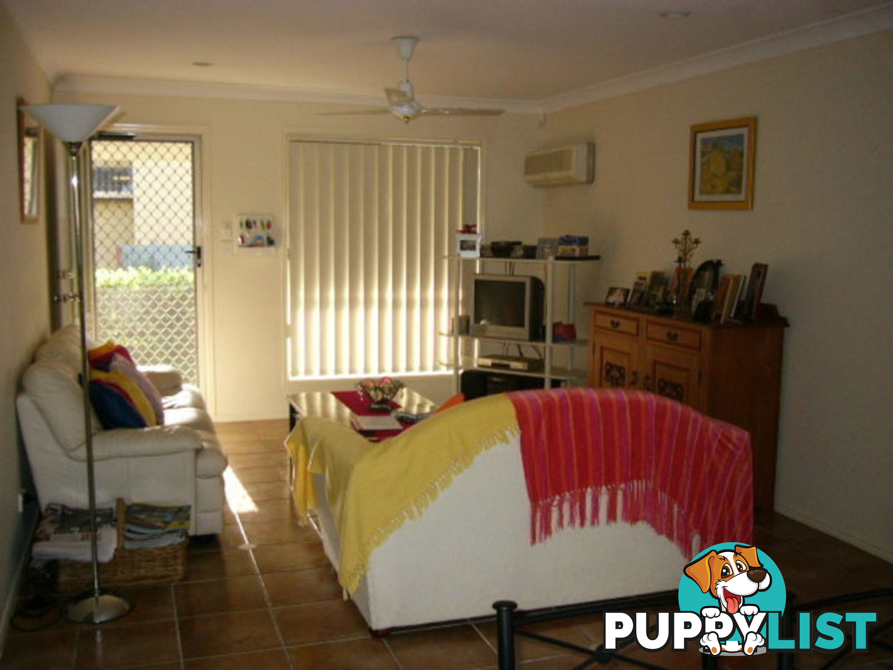 8 Buckingham Place EIGHT MILE PLAINS QLD 4113