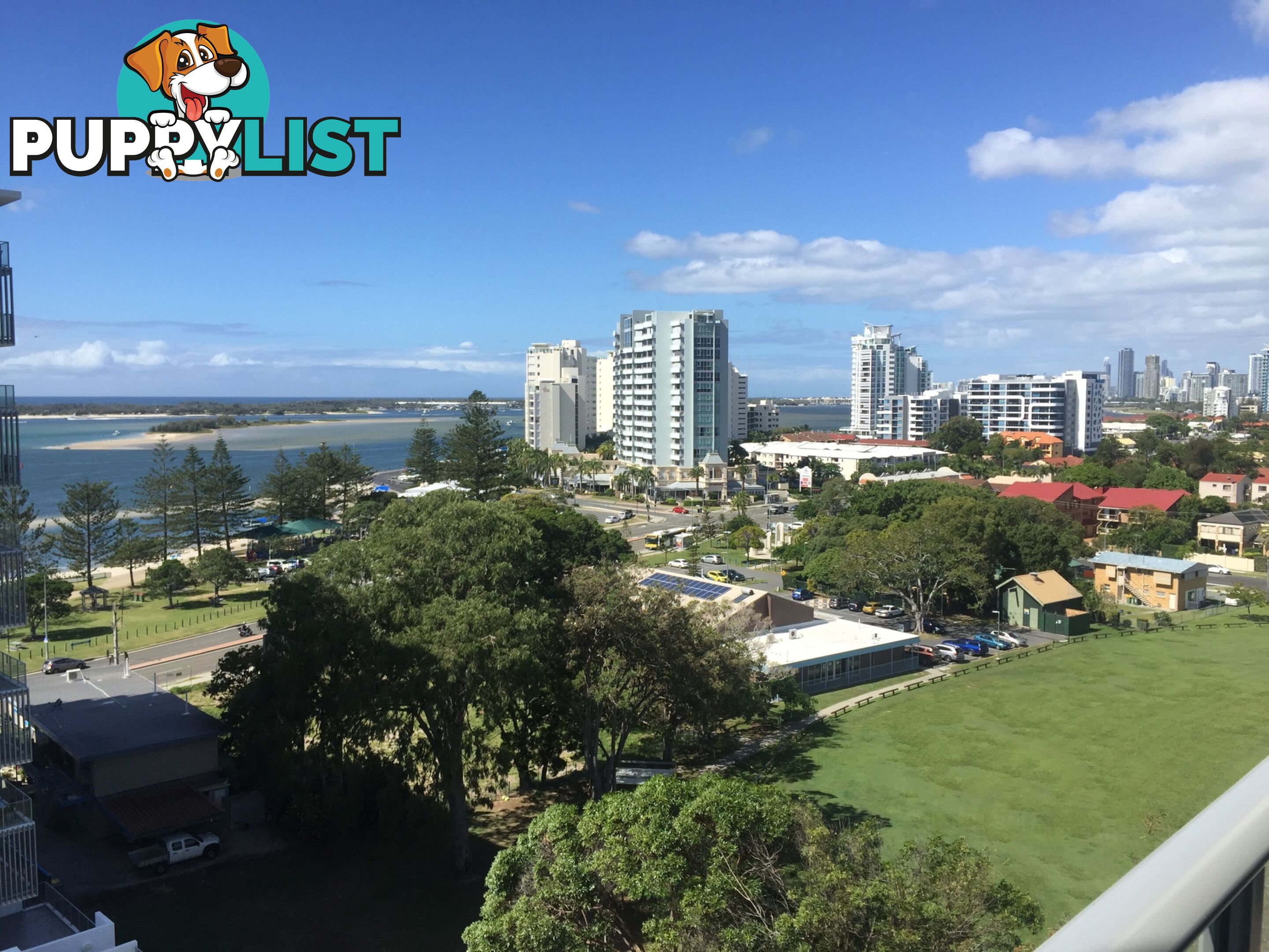 17 BATH STREET LABRADOR QLD 4215