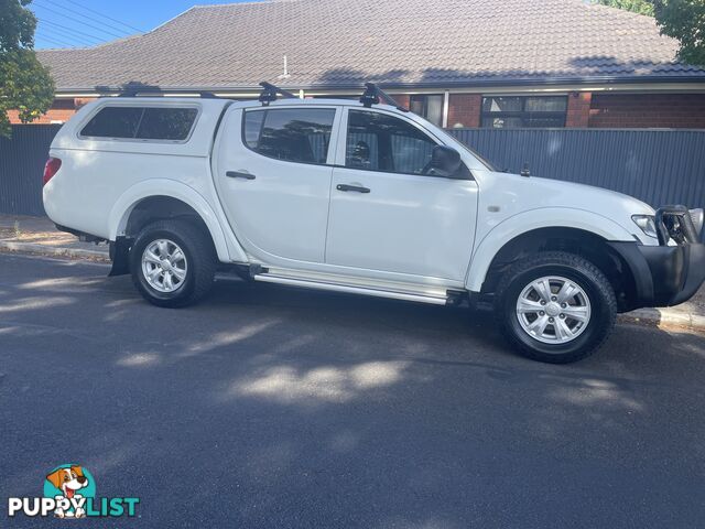 2013 MN Triton GLX, Manual, 2.5 Tdi, dual cab 4x4