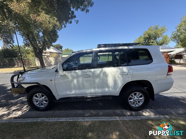 2009 Toyota Landcruiser VDJ200R SAHARA (4x4) Wagon Automatic