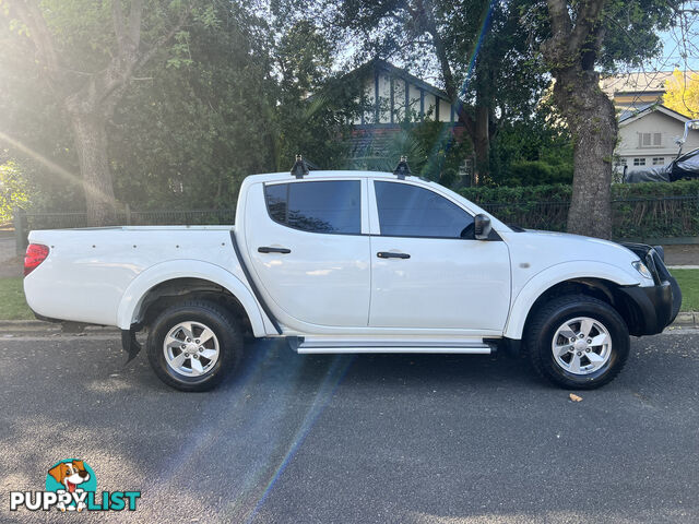 2013 Mitsubishi Triton MN MY13 GLX (4x4) Ute Manual