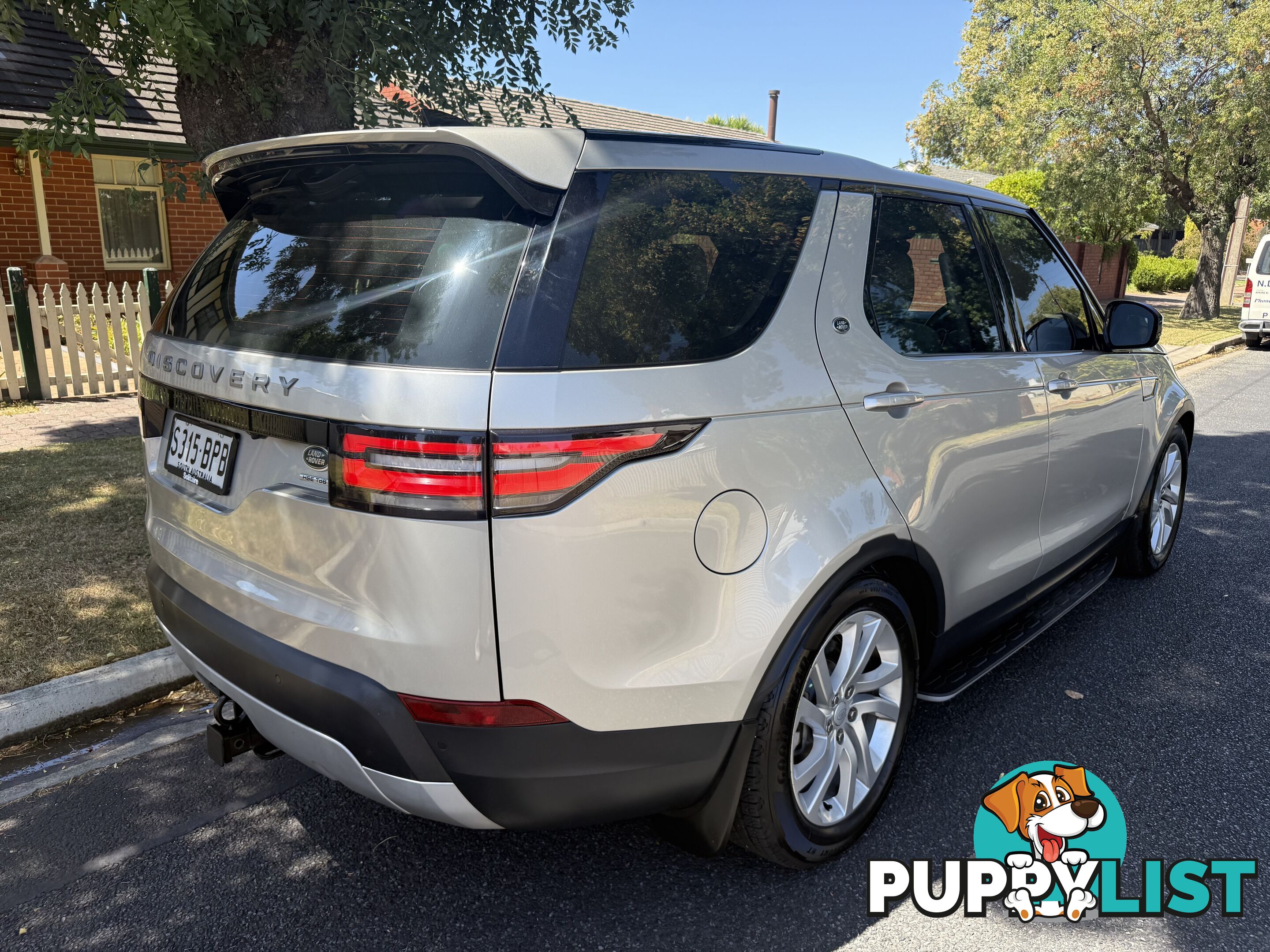 2017 Land Rover Discovery MY18 TD6 HSE (190kW) Wagon Automatic