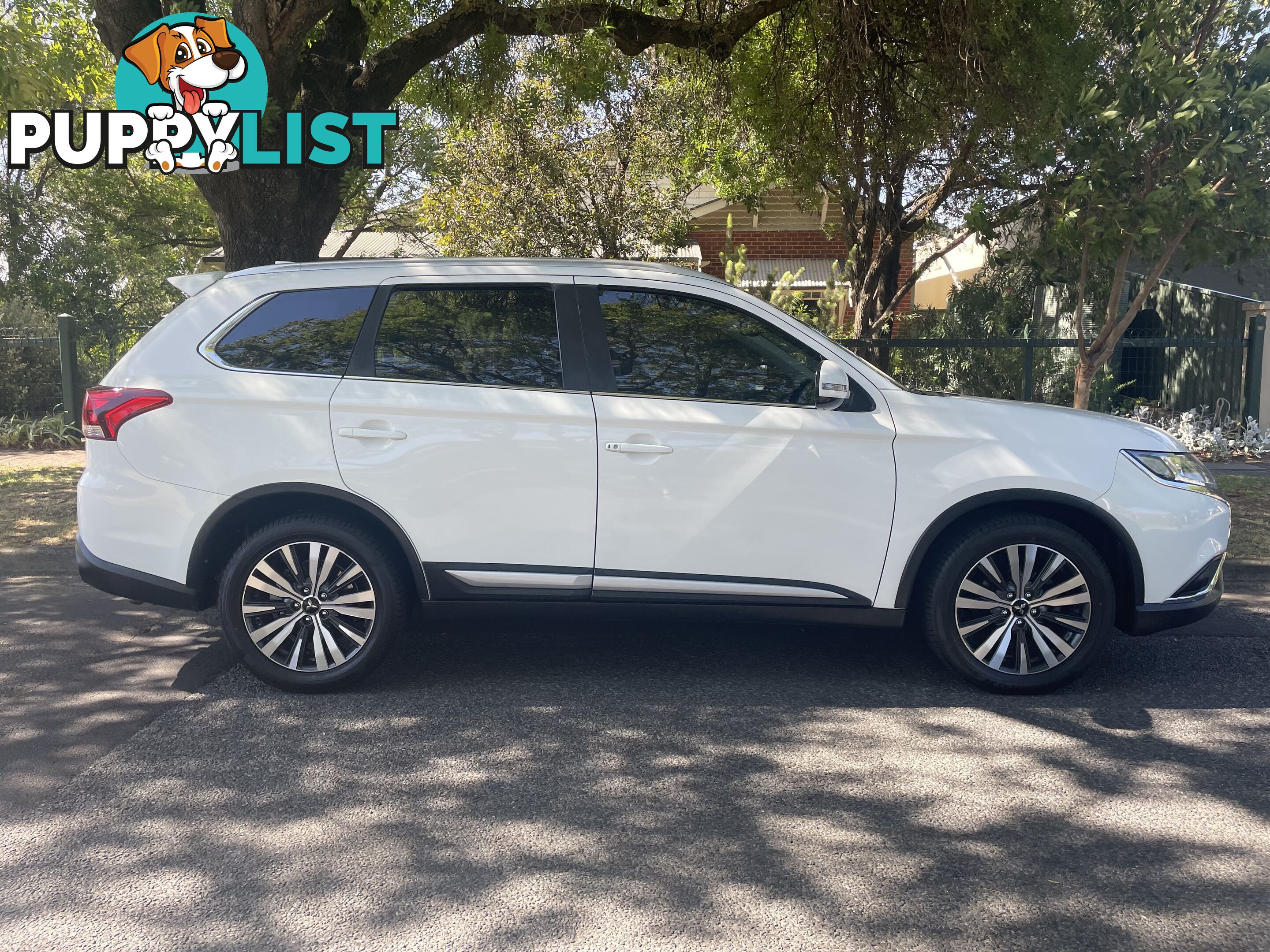 2019 Mitsubishi Outlander SUV Automatic, 7 Seats