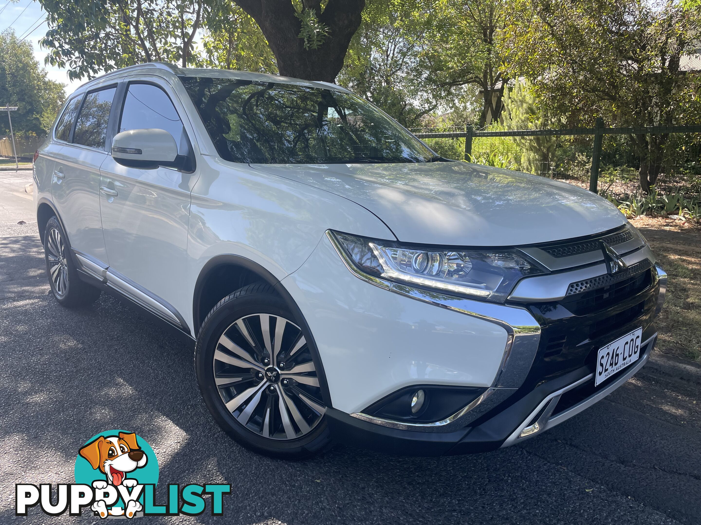 2019 Mitsubishi Outlander SUV Automatic, 7 Seats