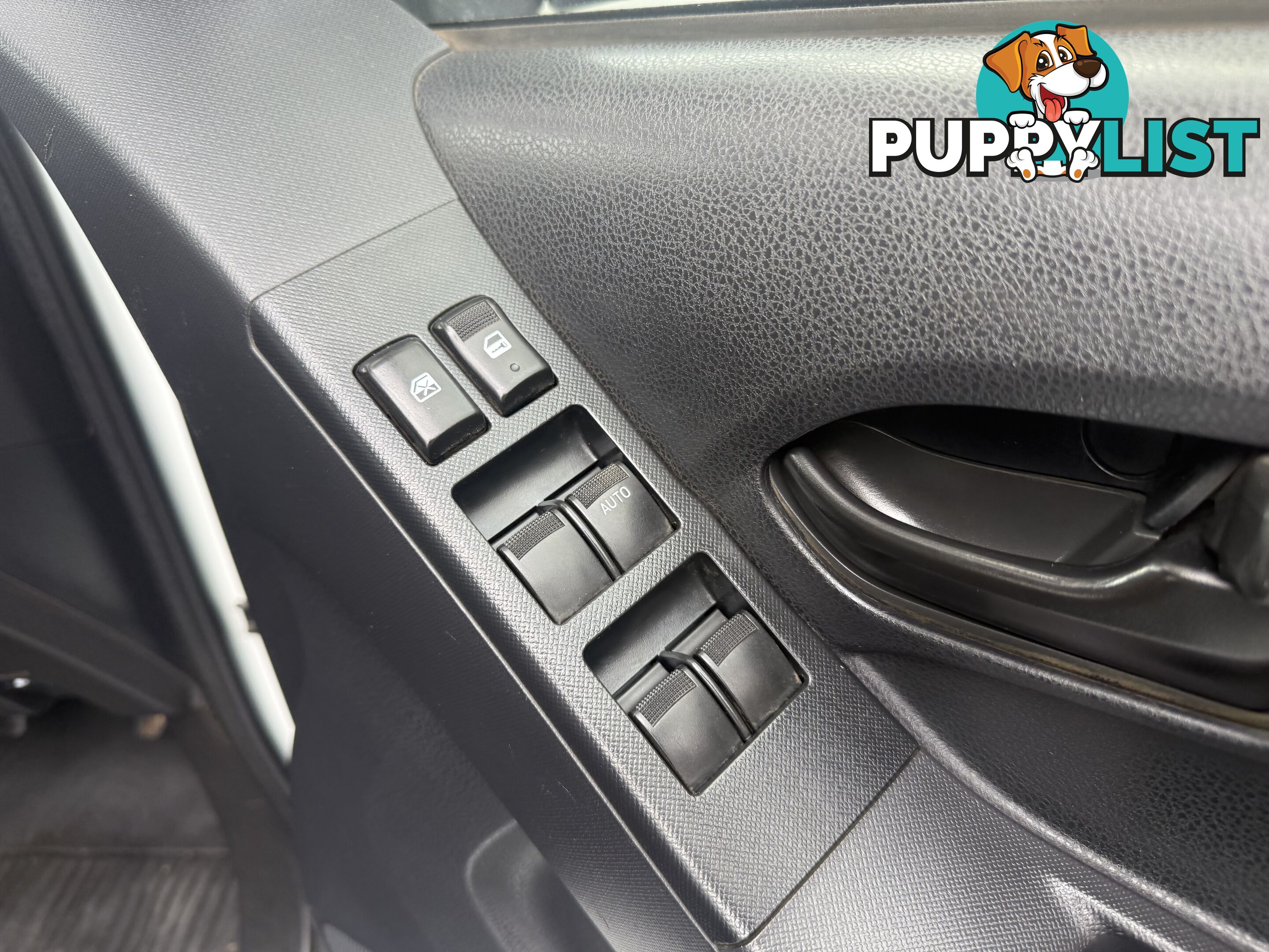 2015 Isuzu D-MAX TF MY15 SX (4x2) Ute Manual