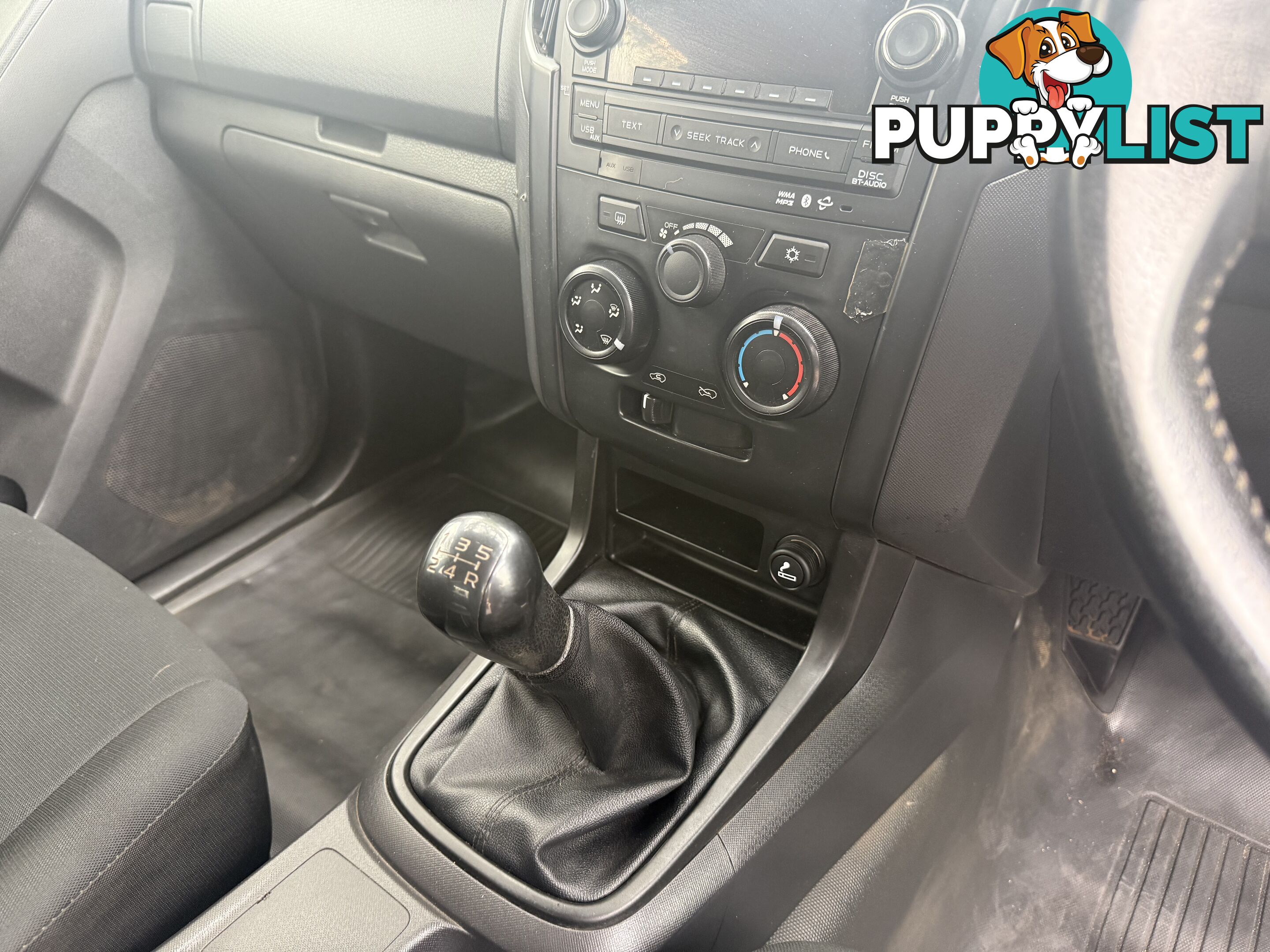 2015 Isuzu D-MAX TF MY15 SX (4x2) Ute Manual