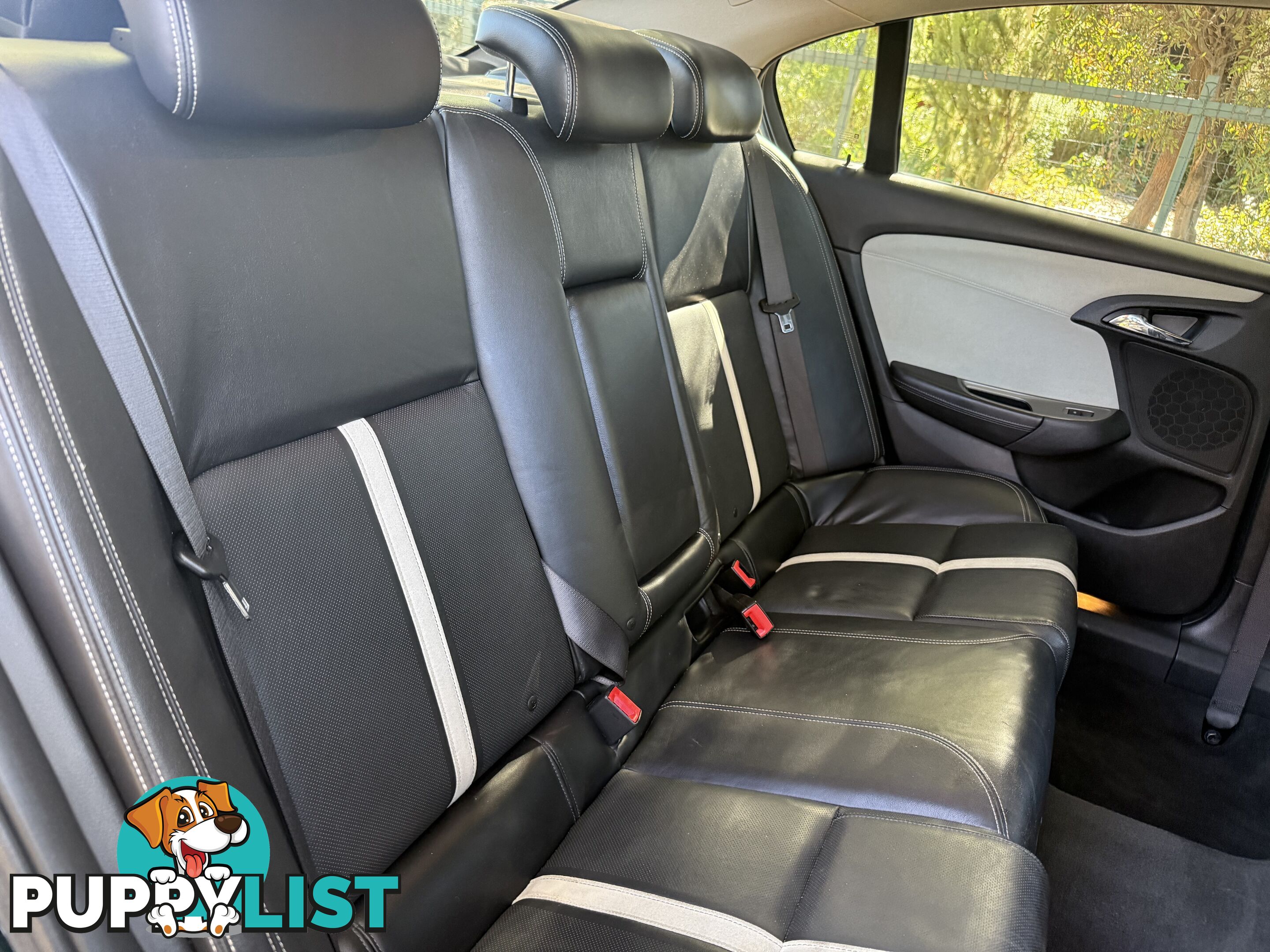 2013 Holden Calais VF V FULLY OPTIONED Sedan Automatic