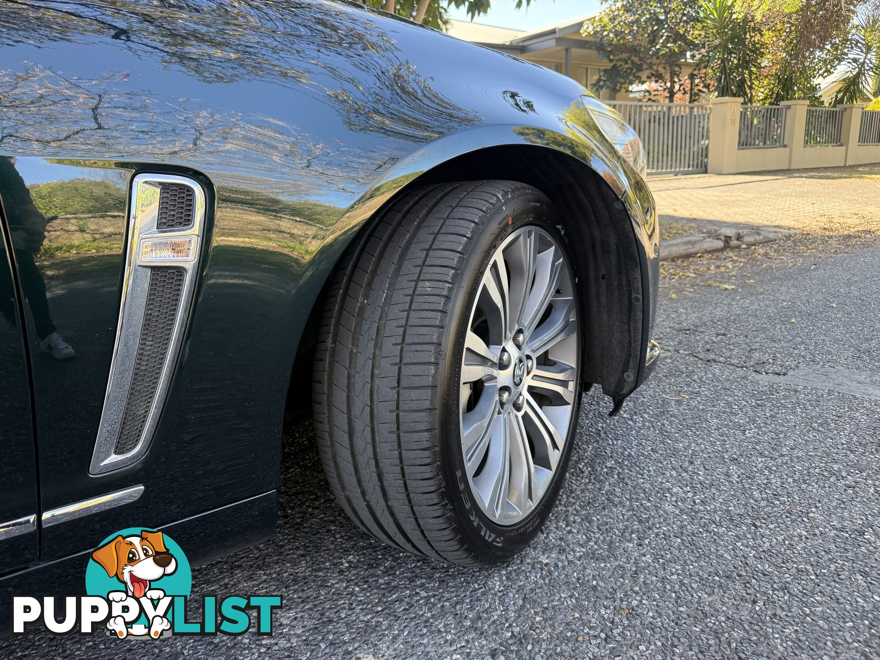 2013 Holden Calais VF V FULLY OPTIONED Sedan Automatic