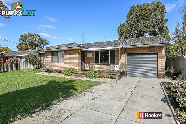 42 Bishop Road MIDDLE SWAN WA 6056