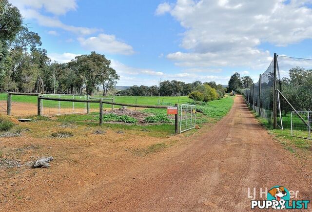 669 Reen Road GIDGEGANNUP WA 6083