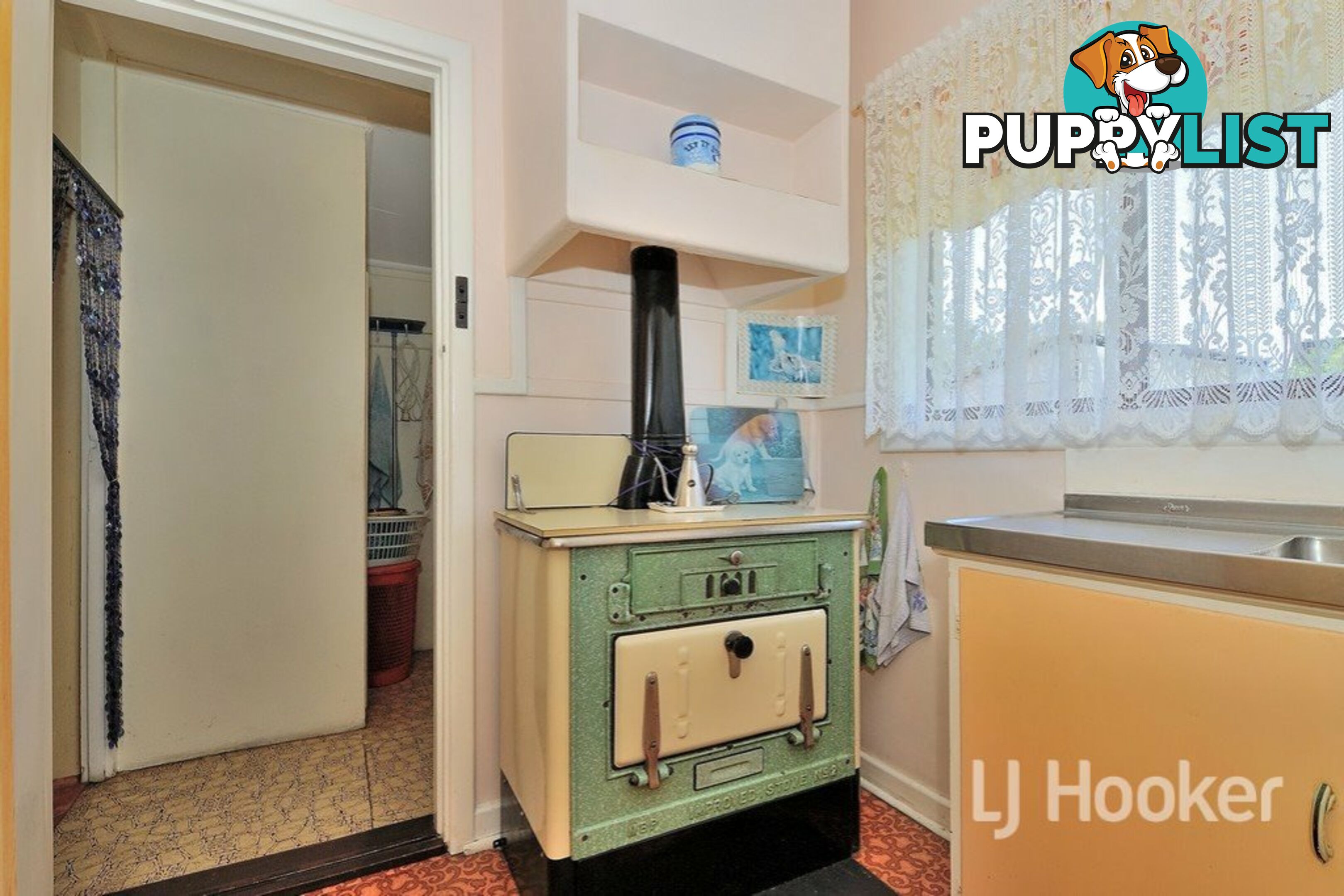 22 Mary Street HAZELMERE WA 6055
