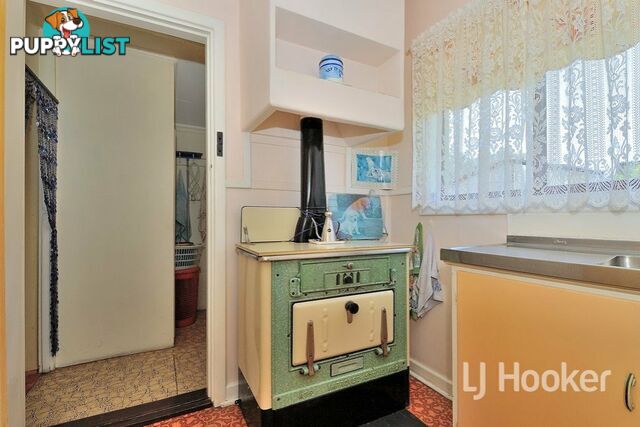 22 Mary Street HAZELMERE WA 6055