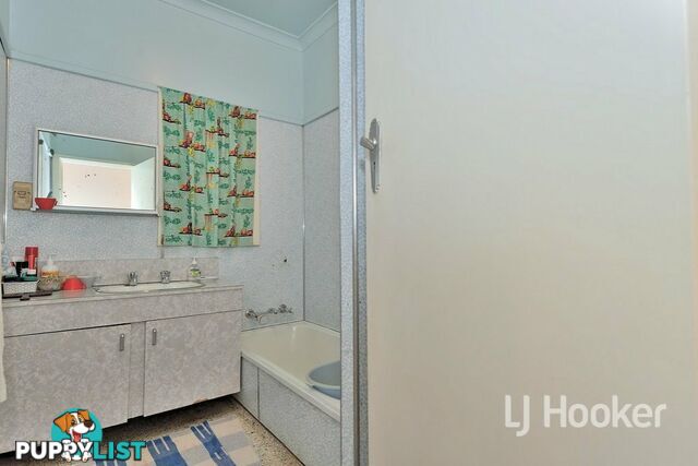 22 Mary Street HAZELMERE WA 6055