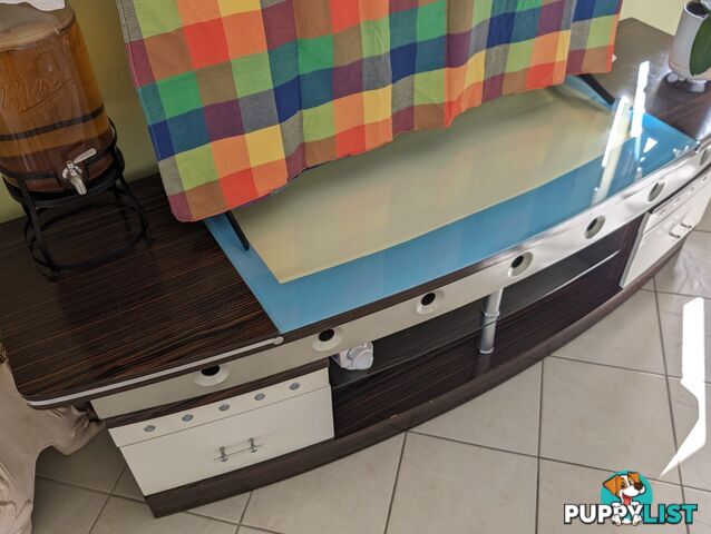 Used TV unit in good condion