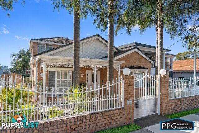 2 Allen St Canterbury NSW 2193