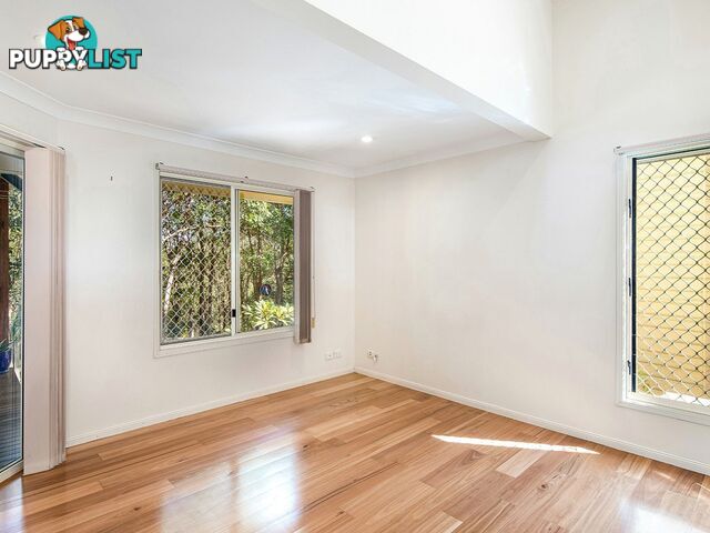 19/82 Russell Terrace INDOOROOPILLY QLD 4068