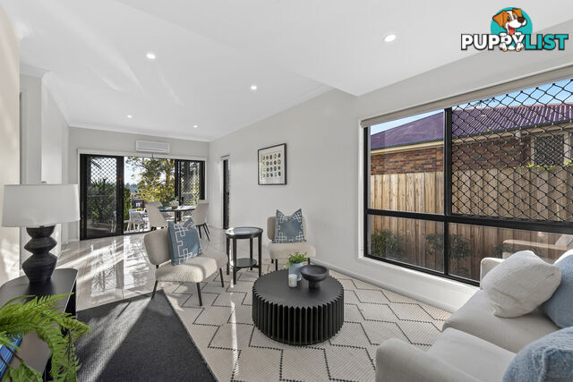 2/28 Oakwood Street ANNERLEY QLD 4103