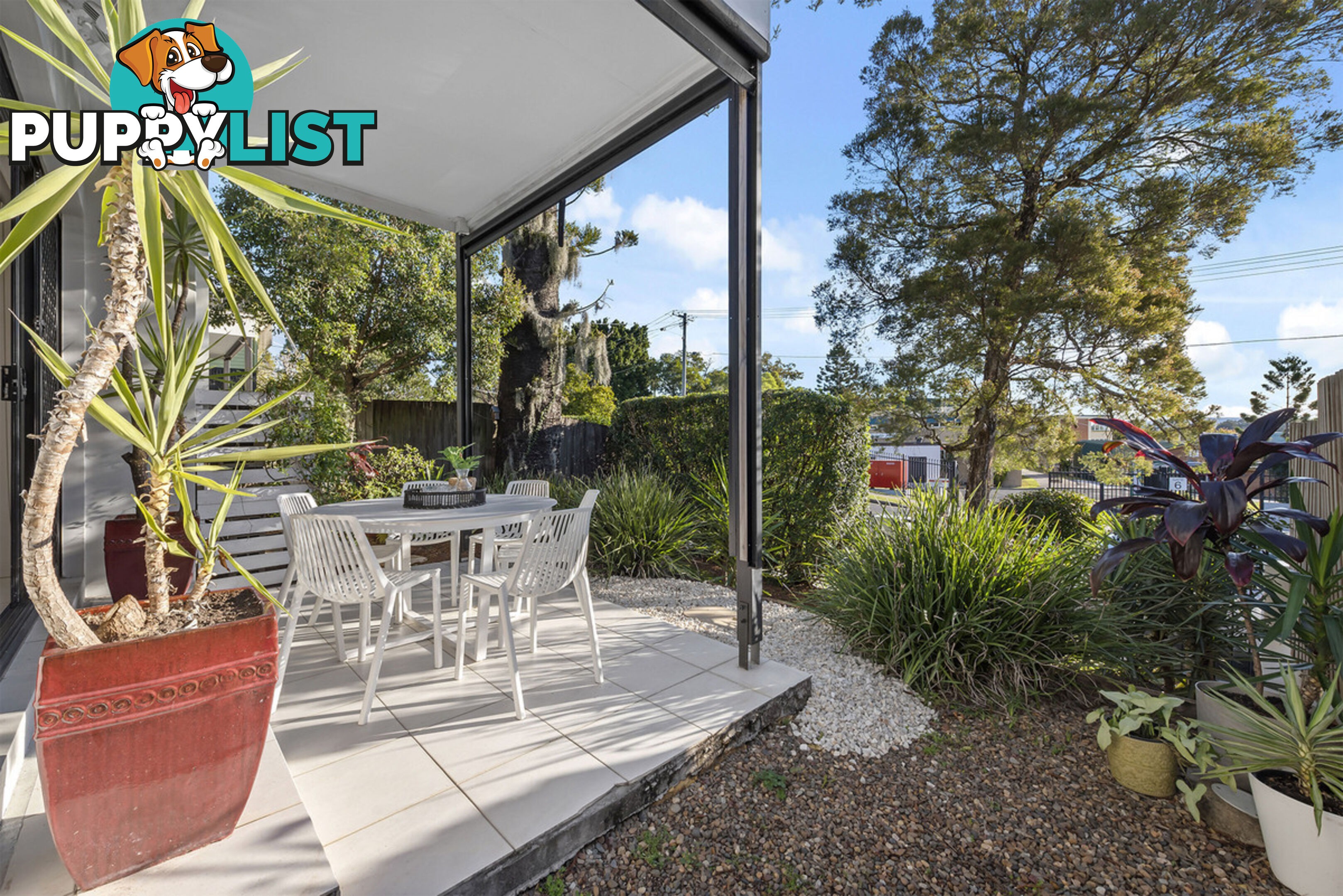 2/28 Oakwood Street ANNERLEY QLD 4103