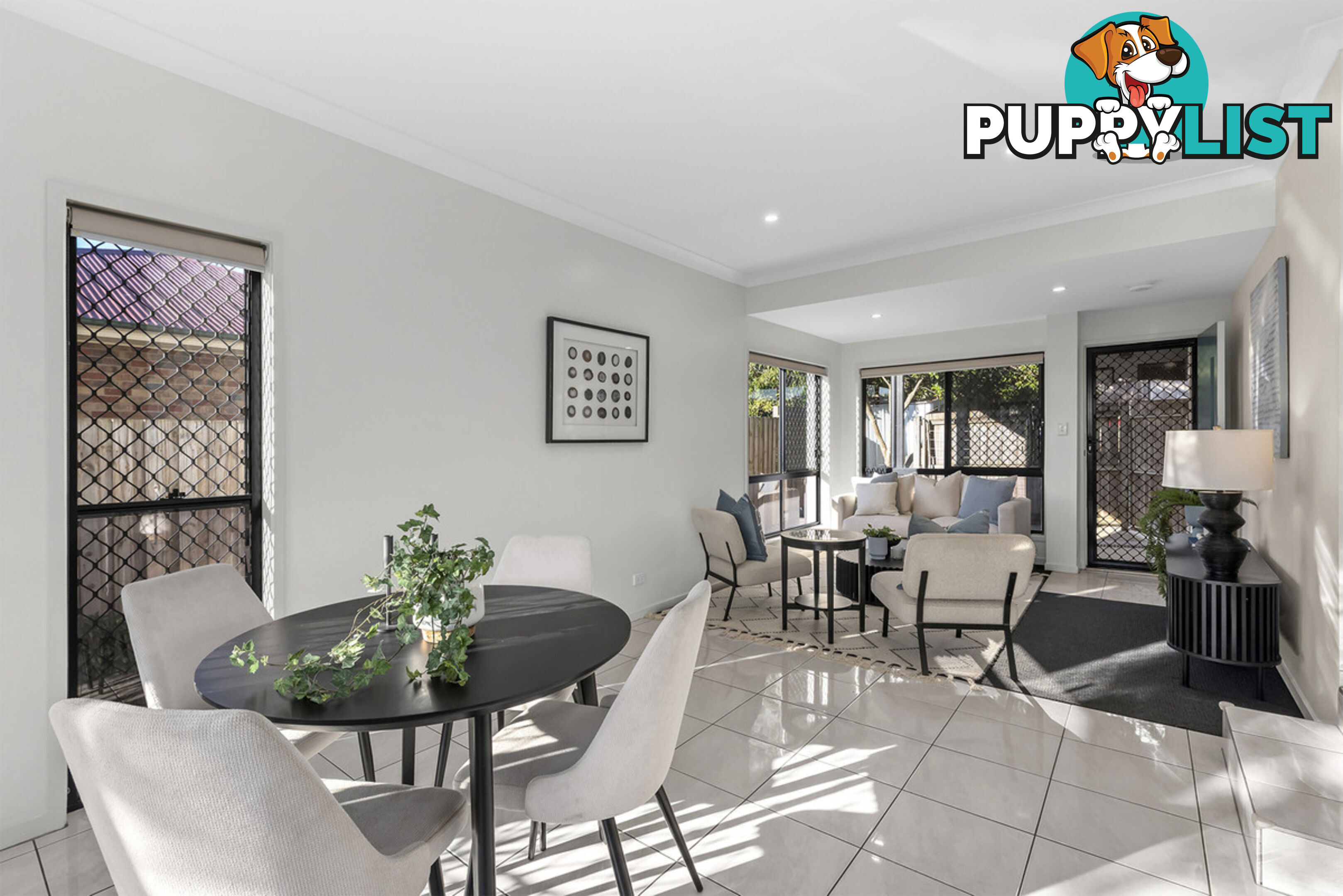 2/28 Oakwood Street ANNERLEY QLD 4103
