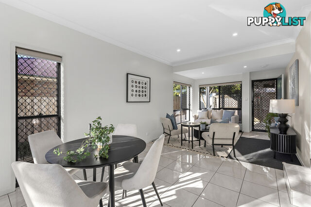 2/28 Oakwood Street ANNERLEY QLD 4103