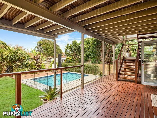 10 Newcastle Street FAIRFIELD QLD 4103