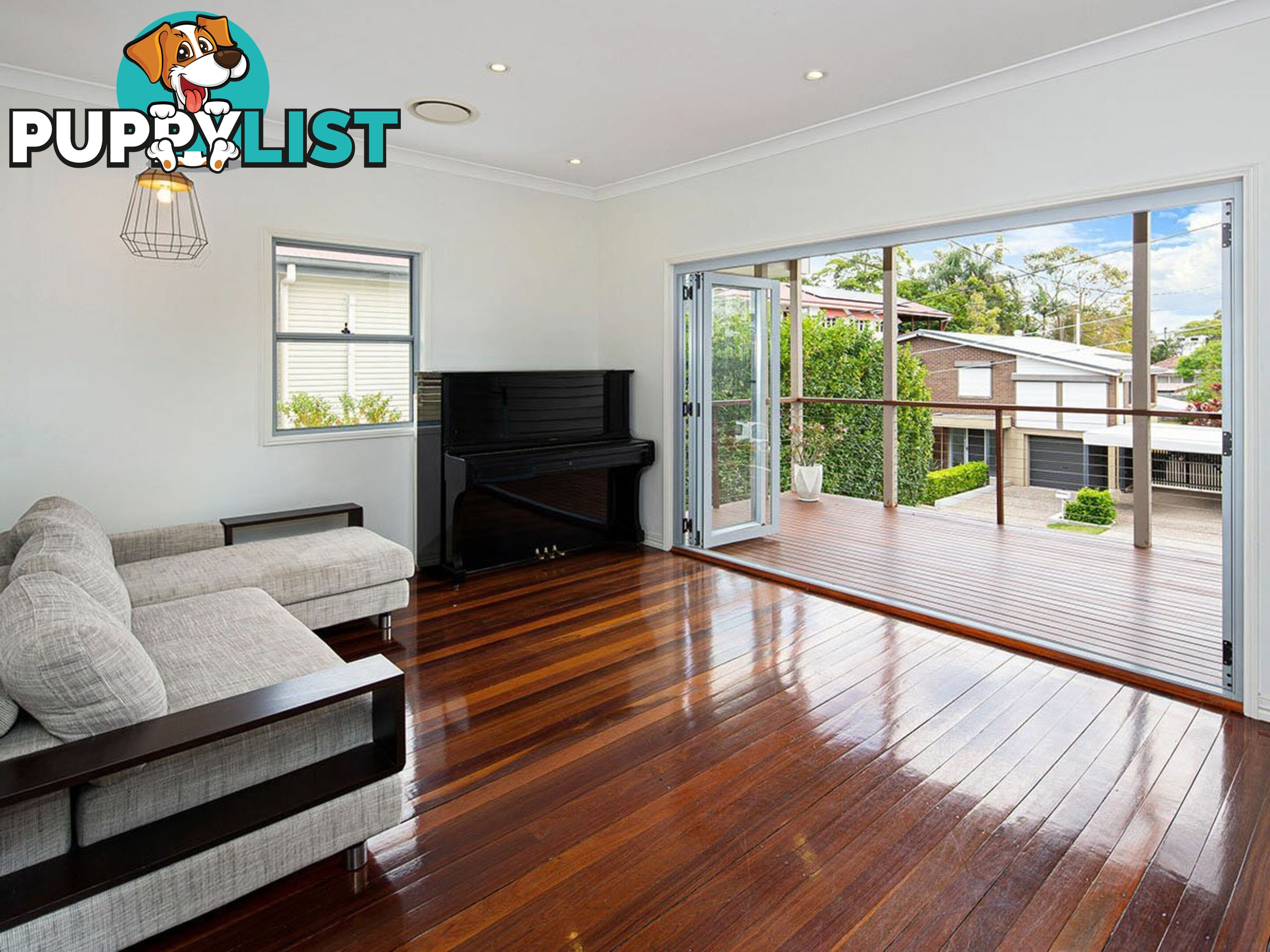 10 Newcastle Street FAIRFIELD QLD 4103