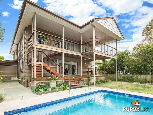 10 Newcastle Street FAIRFIELD QLD 4103