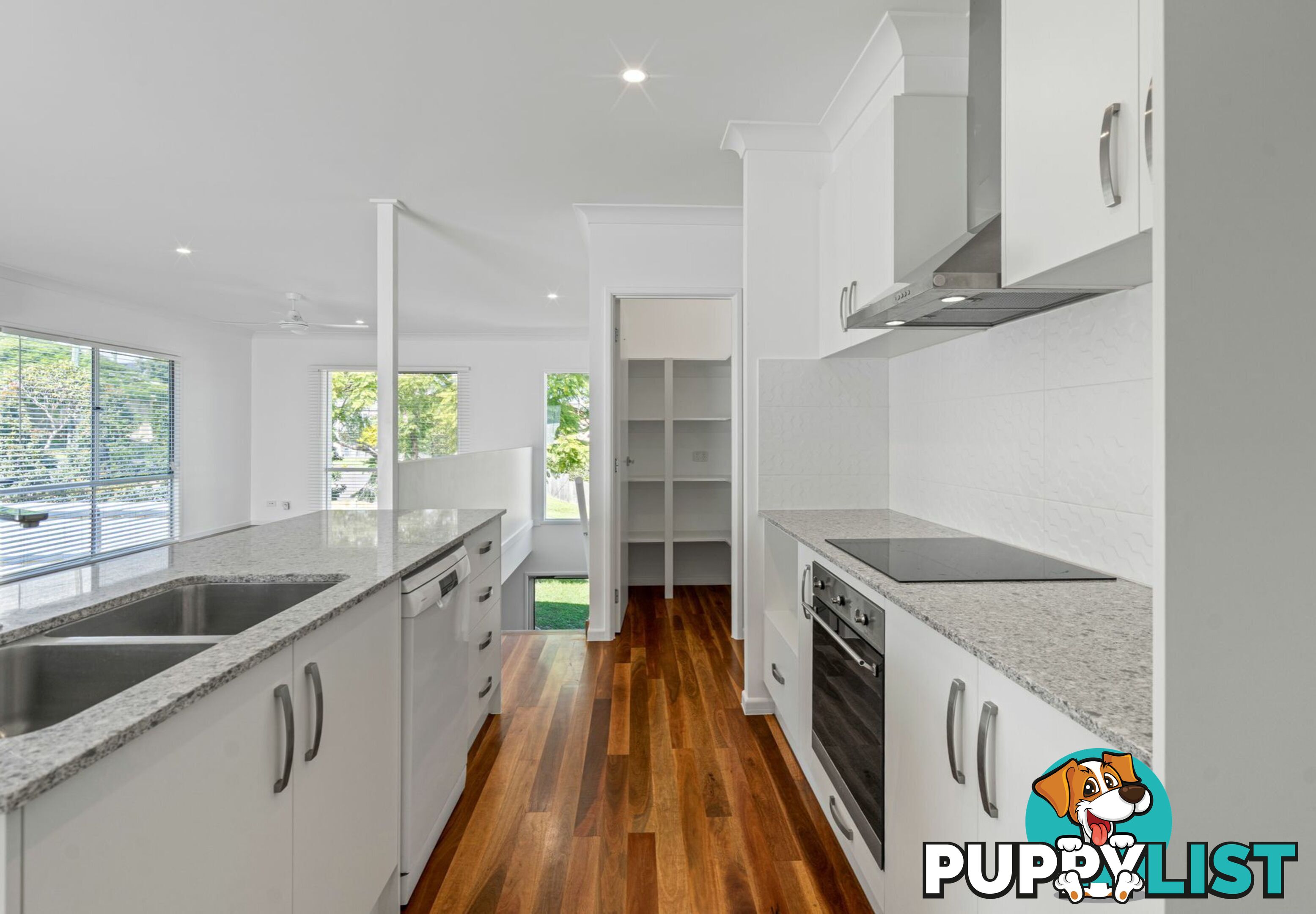 30A Sunshine Avenue TARRAGINDI QLD 4121