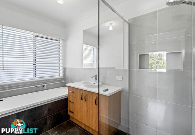 30A Sunshine Avenue TARRAGINDI QLD 4121