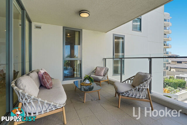 65/36 Woodcliffe Crescent WOODY POINT QLD 4019