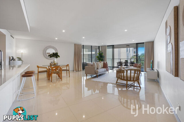 65/36 Woodcliffe Crescent WOODY POINT QLD 4019