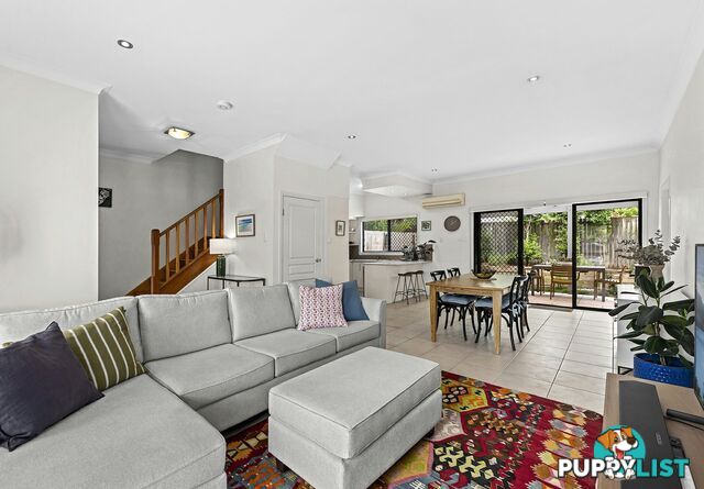 2/110 Waverley Street ANNERLEY QLD 4103