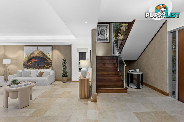 387 Brisbane Corso YERONGA QLD 4104