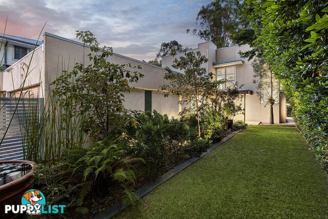387 Brisbane Corso YERONGA QLD 4104