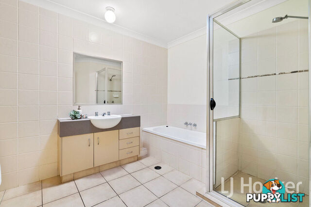 13/12 Collins Street BRASSALL QLD 4305