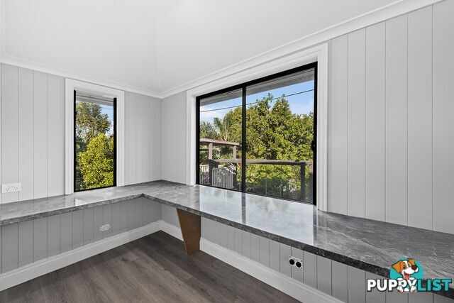 37 Saint Clements Road OXLEY QLD 4075
