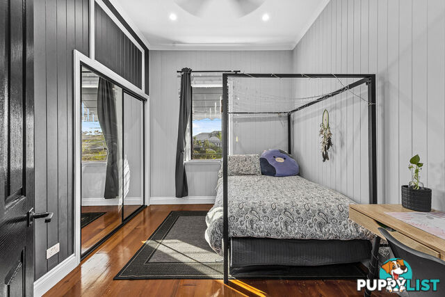 37 Saint Clements Road OXLEY QLD 4075