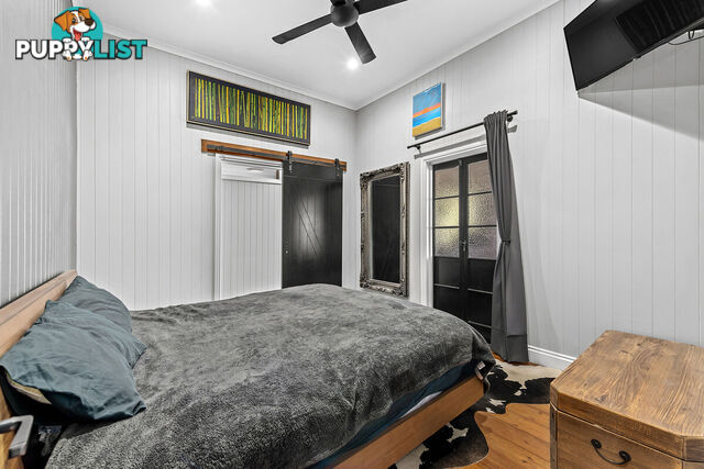 37 Saint Clements Road OXLEY QLD 4075