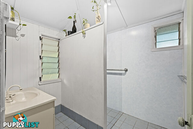 37 Saint Clements Road OXLEY QLD 4075