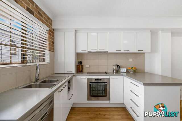 2/156 Fairfield Road FAIRFIELD QLD 4103