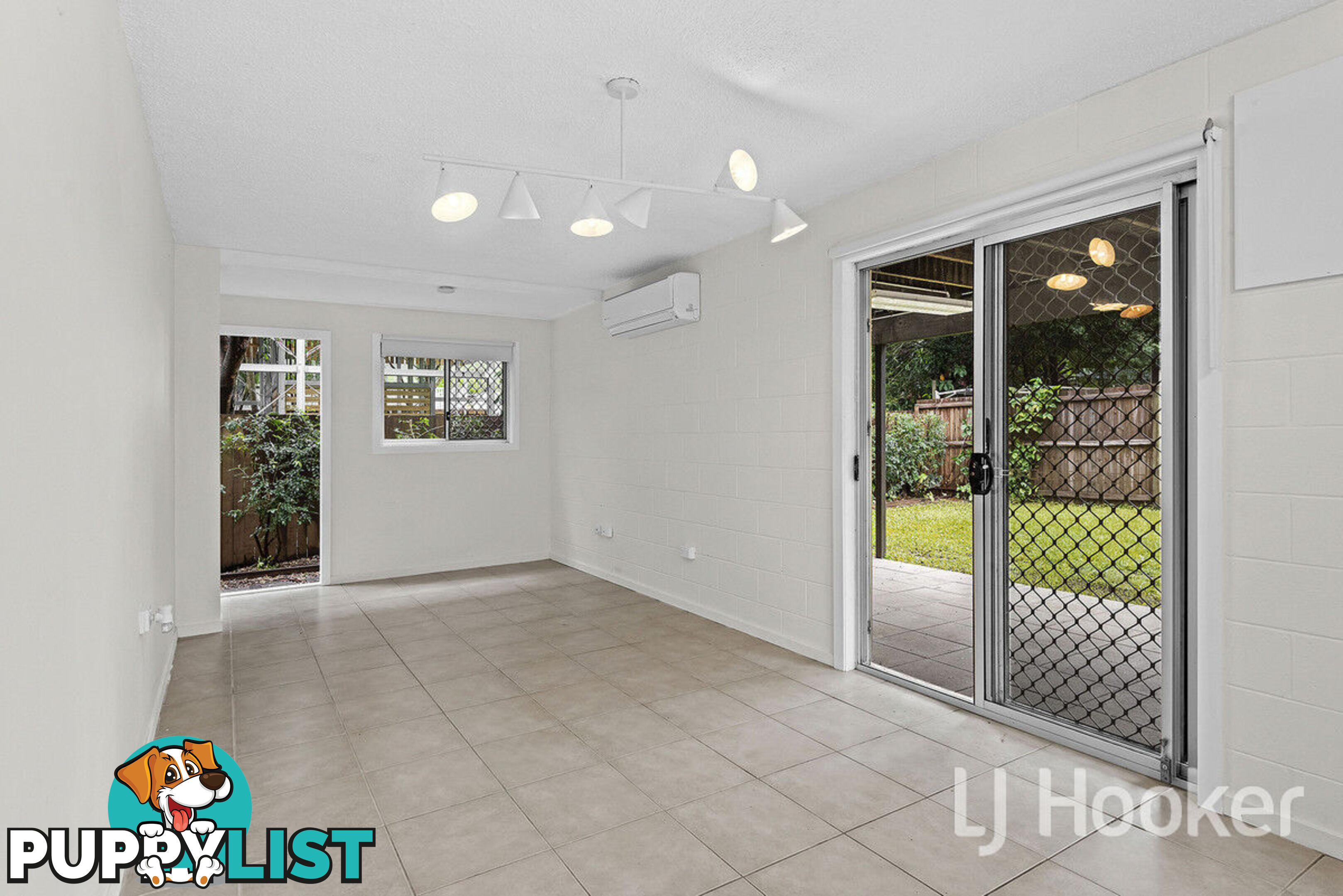 2/42 William Parade FAIRFIELD QLD 4103