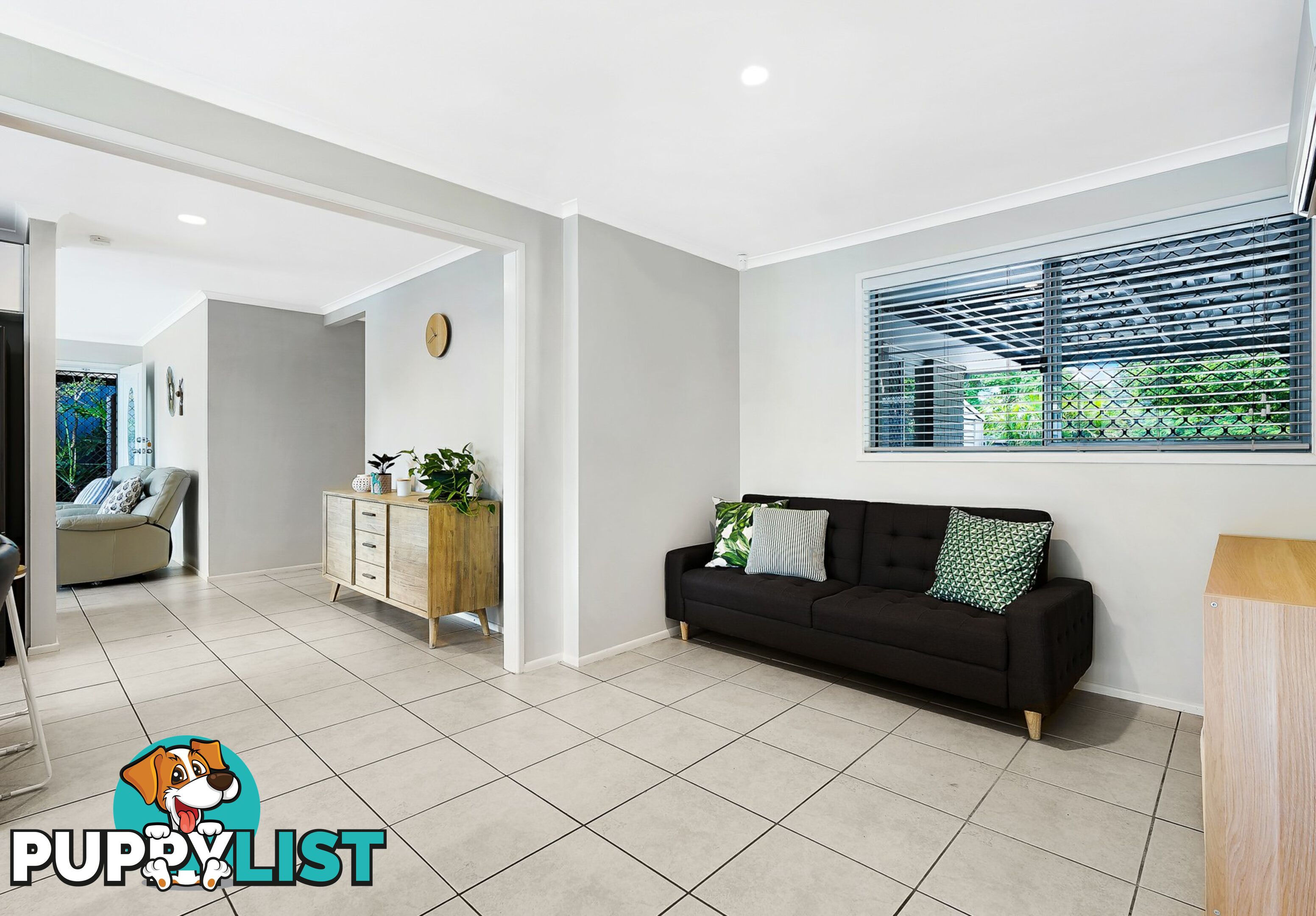 3 Hamel Road HOLLAND PARK WEST QLD 4121