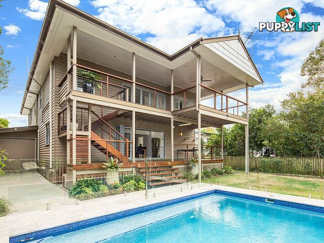 10 Newcastle Street FAIRFIELD QLD 4103